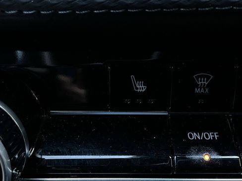 Used 2025 Chevrolet Equinox LT image 25