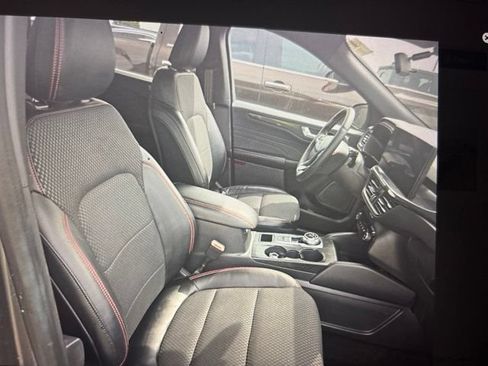 Used 2024 Ford Escape ST-Line Select w/ Tech Pack #2 AWD/4WD image 23