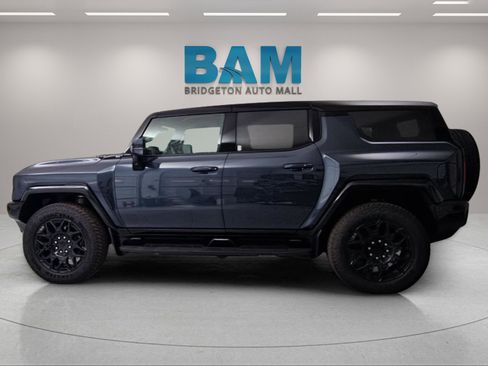 New 2025 GMC Hummer EV 2X w/ LPO, Dark Essentials Package image 4