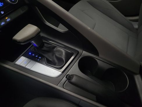 Used 2023 Hyundai Elantra SEL w/ Cargo Package image 26