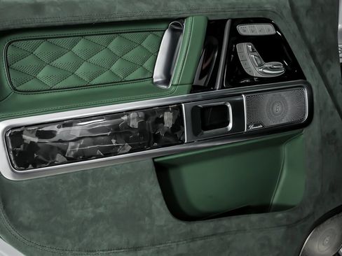 Used 2025 Mercedes-Benz G 63 AMG 4MATIC image 27