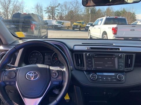 Used 2017 Toyota RAV4 XLE image 24
