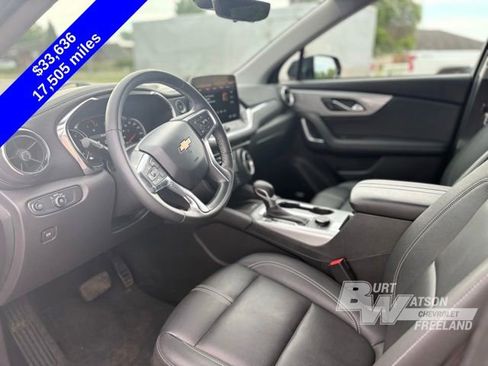 Used 2024 Chevrolet Blazer LT w/ Sound & Technology Package AWD/4WD image 11