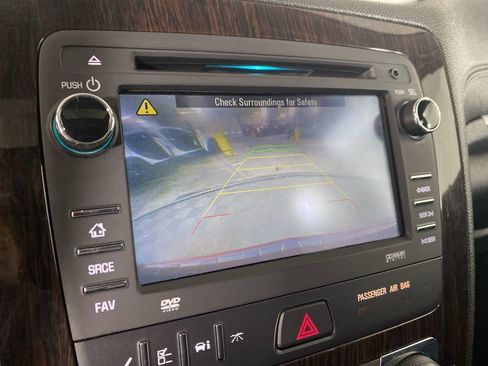 Used 2016 Chevrolet Traverse LT w/ Traveler's Package image 17