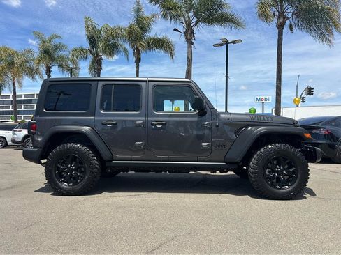 Used 2022 Jeep Wrangler Unlimited Sport AWD/4WD image 41