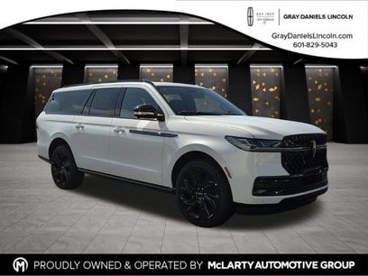 New 2027 Lincoln Navigator L Reserve w/ Jet Appearance Package