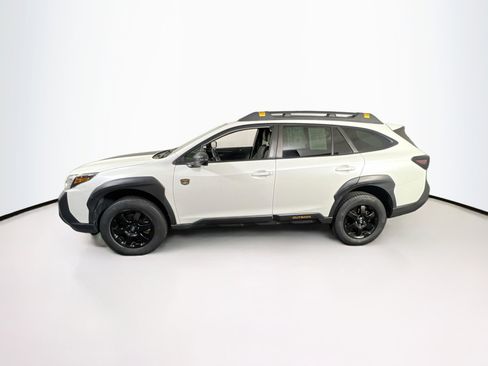 Used 2022 Subaru Outback Wilderness image 8