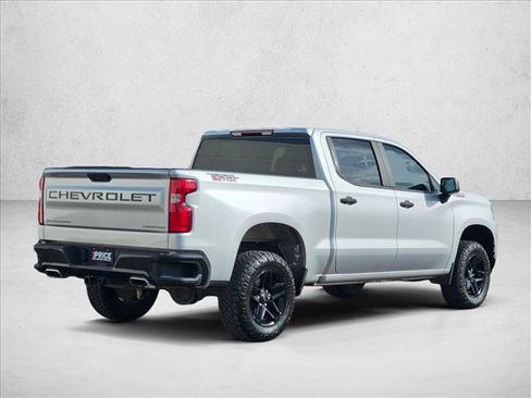 Used 2019 Chevrolet Silverado 1500 Custom Trail Boss w/ Custom Convenience Package AWD/4WD image 5
