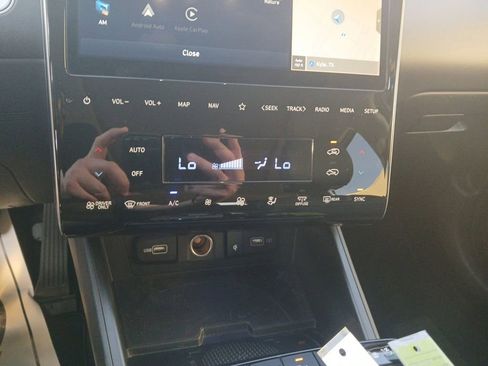 Used 2022 Hyundai Tucson Limited image 22