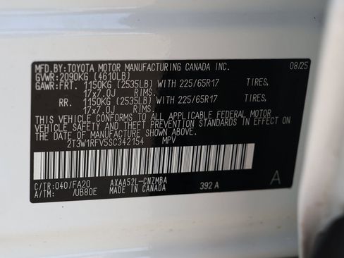 Used 2025 Toyota RAV4 XLE image 34