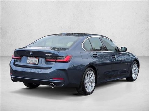 Used 2025 BMW 330i Sedan w/ Convenience Package image 5