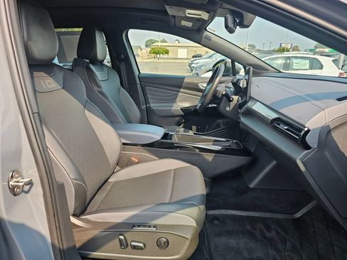Certified 2023 Volkswagen ID.4 Pro S AWD/4WD image 17