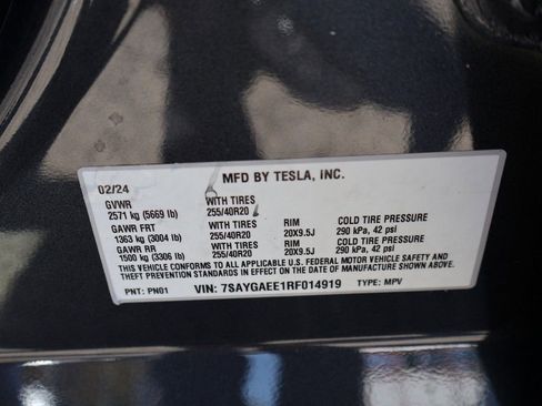 Used 2024 Tesla Model Y Long Range image 57