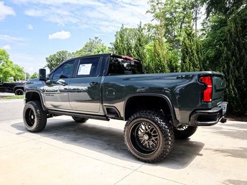 Used 2026 Chevrolet Silverado 2500 ZR2 w/ LPO, Dark Essentials Package AWD/4WD image 7