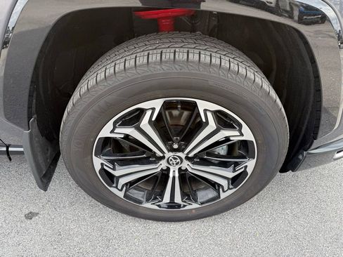 Used 2024 Toyota RAV4 XSE w/ Premium Package AWD/4WD image 9