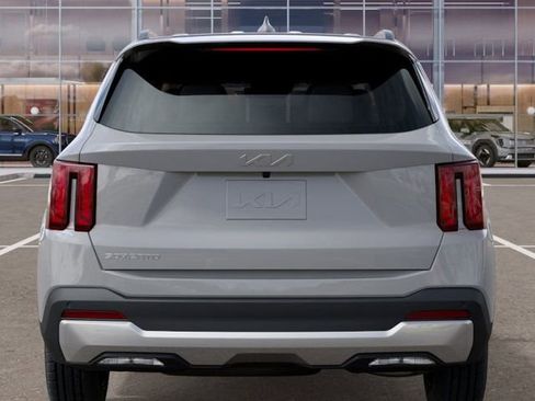 New 2026 Kia Sorento S FWD image 13
