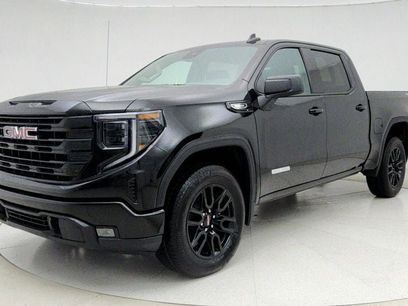 Used 2025 GMC Sierra 1500 Elevation