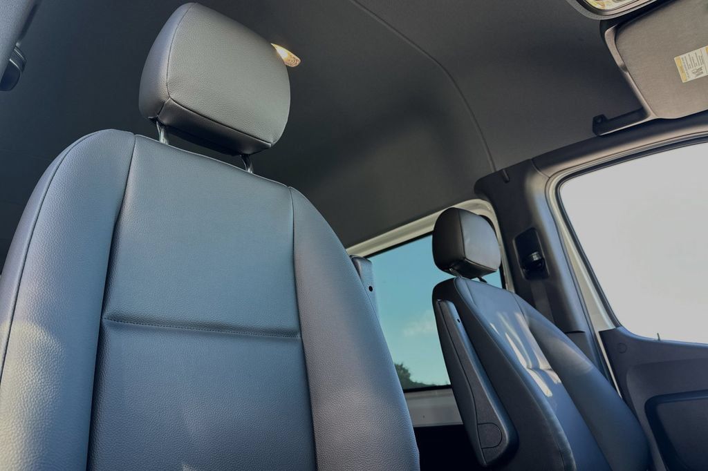 Used 2025 Mercedes-Benz Sprinter 2500 image 14