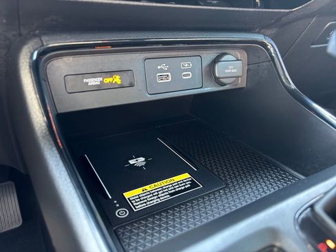 Used 2024 Honda CR-V Sport Touring image 36