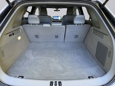 Used 2023 Lincoln Nautilus Reserve w/ Cargo Utility Package image 16