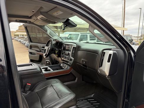 Used 2017 GMC Sierra 1500 SLT image 18