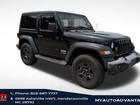 Used 2019 Jeep Wrangler Sport S image 2
