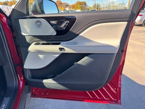 New 2026 Lincoln Aviator Reserve image 28