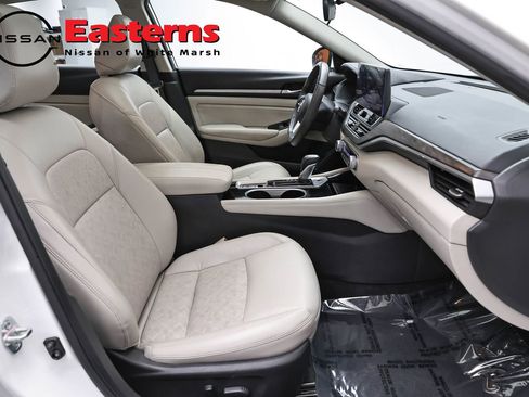 Used 2023 Nissan Altima 2.5 SL AWD/4WD image 25