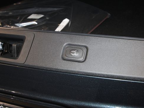 New 2026 Lincoln Navigator L Reserve AWD/4WD image 38