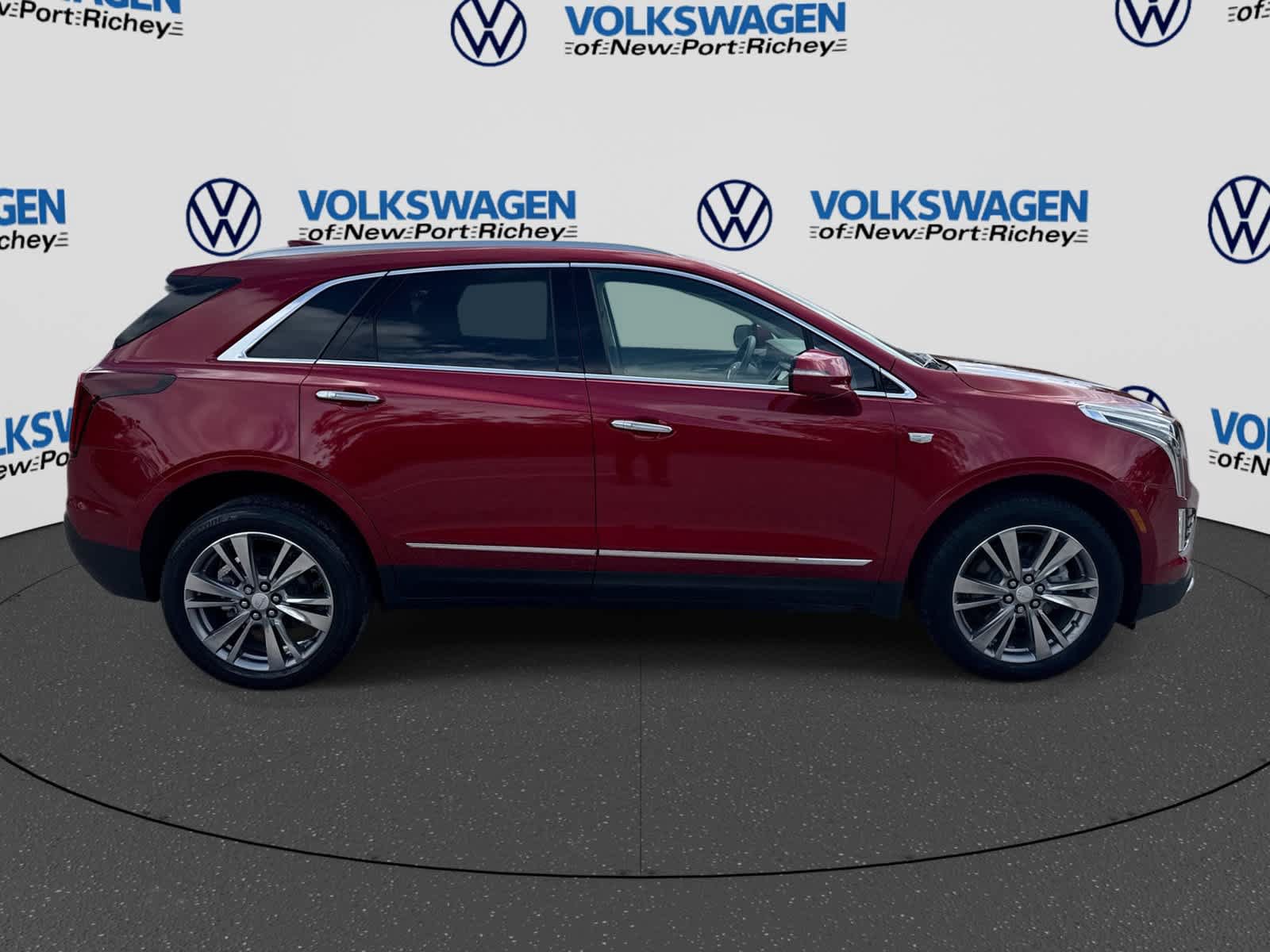 Used 2025 Cadillac XT5 Premium Luxury w/ LPO, Floor Liner Package AWD/4WD image 15