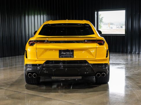Used 2024 Lamborghini Urus Performante AWD/4WD image 5