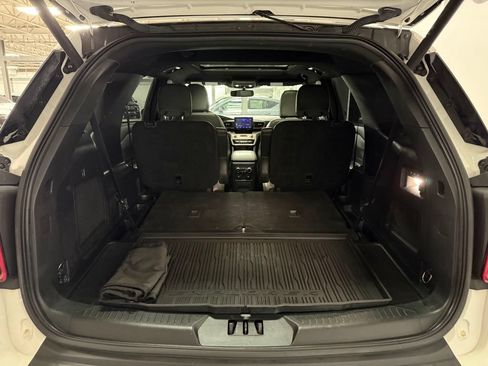 Used 2023 Ford Explorer Timberline w/ Timberline Technology Package AWD/4WD image 17
