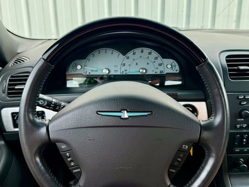 Used 2002 Ford Thunderbird image 21
