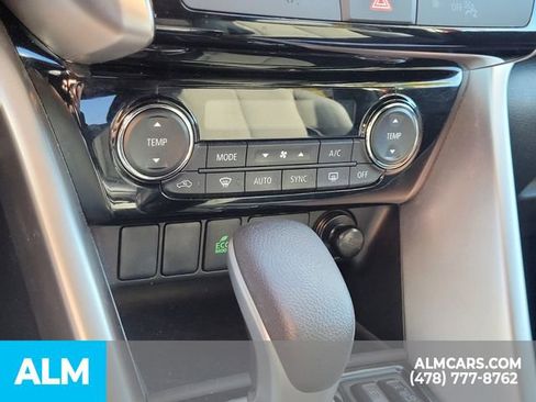 Used 2024 Mitsubishi Eclipse Cross SE image 9