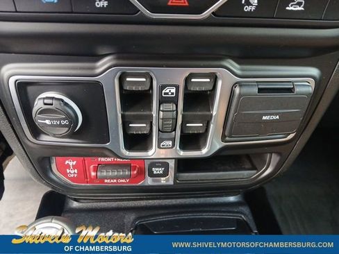 Certified 2022 Jeep Wrangler Unlimited Rubicon 4xe w/ Cold Weather Group AWD/4WD image 24