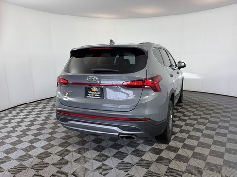 Used 2023 Hyundai Santa Fe SE image 10