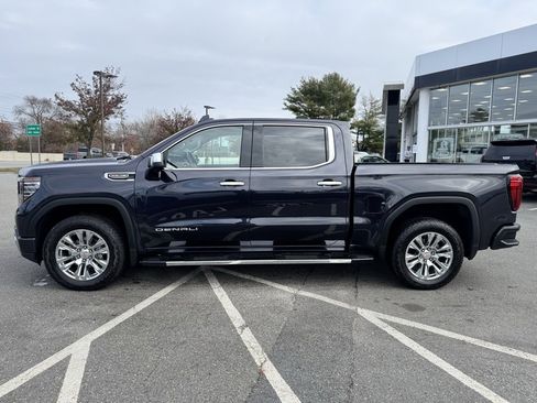 Used 2025 GMC Sierra 1500 Denali image 2
