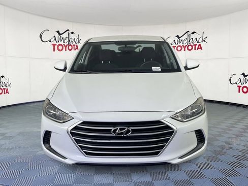 Used 2018 Hyundai Elantra SEL image 2