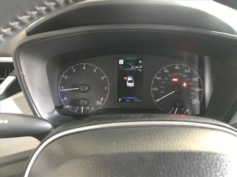 Used 2025 Toyota Corolla SE FWD image 9