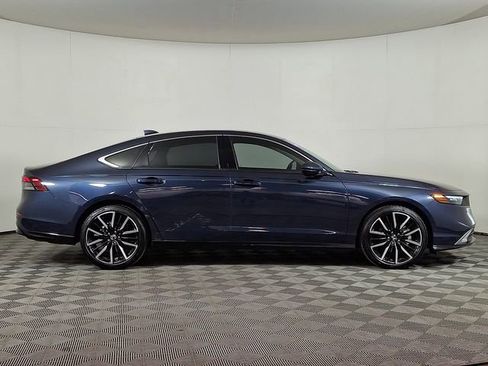 Used 2024 Honda Accord Touring image 10