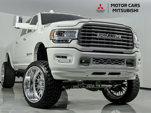 Used 2020 RAM 2500 Limited AWD/4WD image 1
