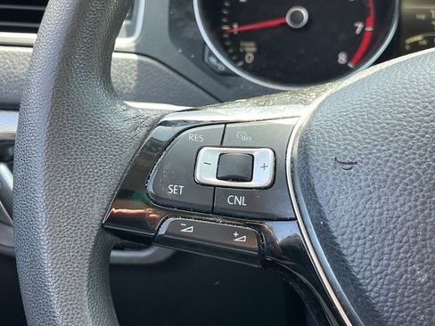 Used 2017 Volkswagen Jetta S w/ Jetta S Cold Weather Package image 10