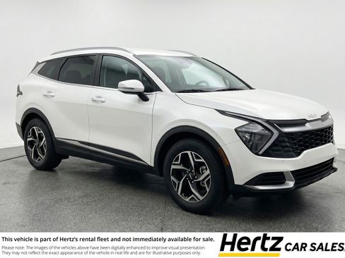 Used 2025 Kia Sportage LX image 1