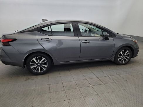 Used 2021 Nissan Versa SV w/ Trunk Package FWD image 10