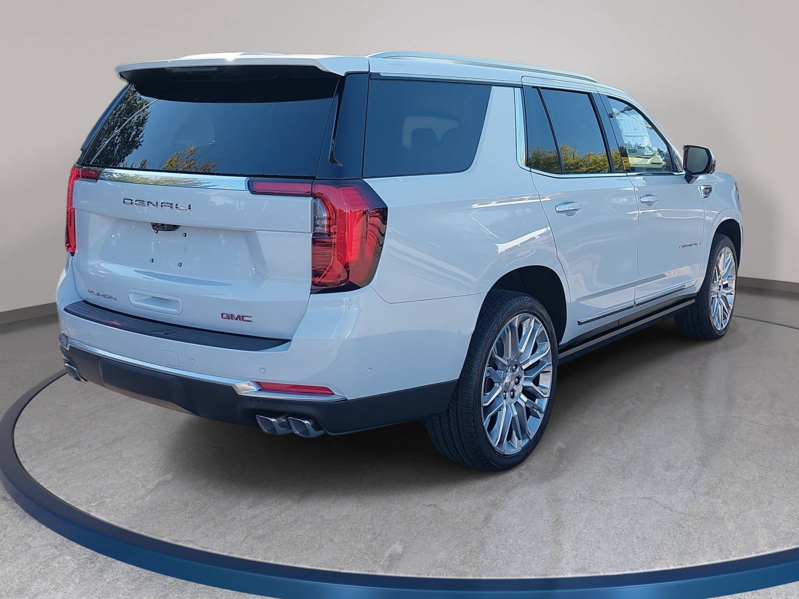 New 2026 GMC Yukon Denali w/ Denali Reserve Package AWD/4WD image 5