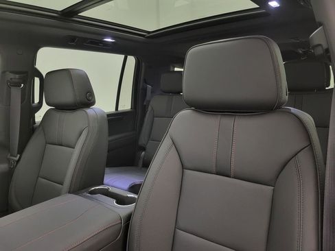 New 2026 Chevrolet Suburban RST w/ Comfort Package image 40