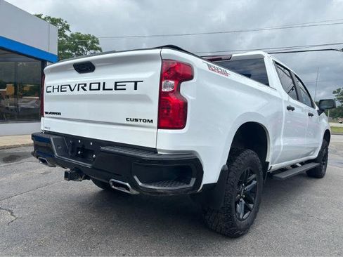 Used 2024 Chevrolet Silverado 1500 Custom Trail Boss w/ LPO, Dark Essentials Package AWD/4WD image 11