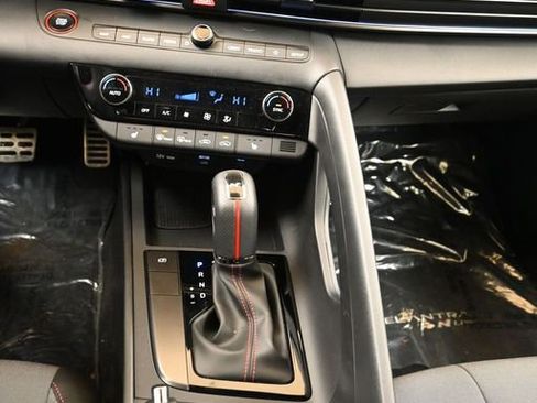 Certified 2025 Hyundai Elantra N Line image 28