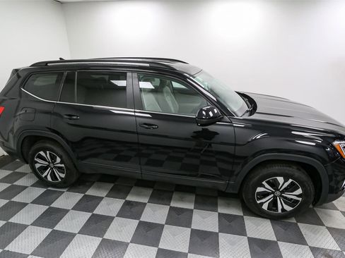 New 2026 Volkswagen Atlas SE image 5