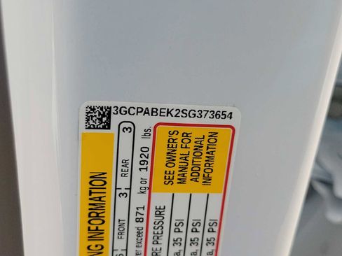 Used 2025 Chevrolet Silverado 1500 Custom image 21